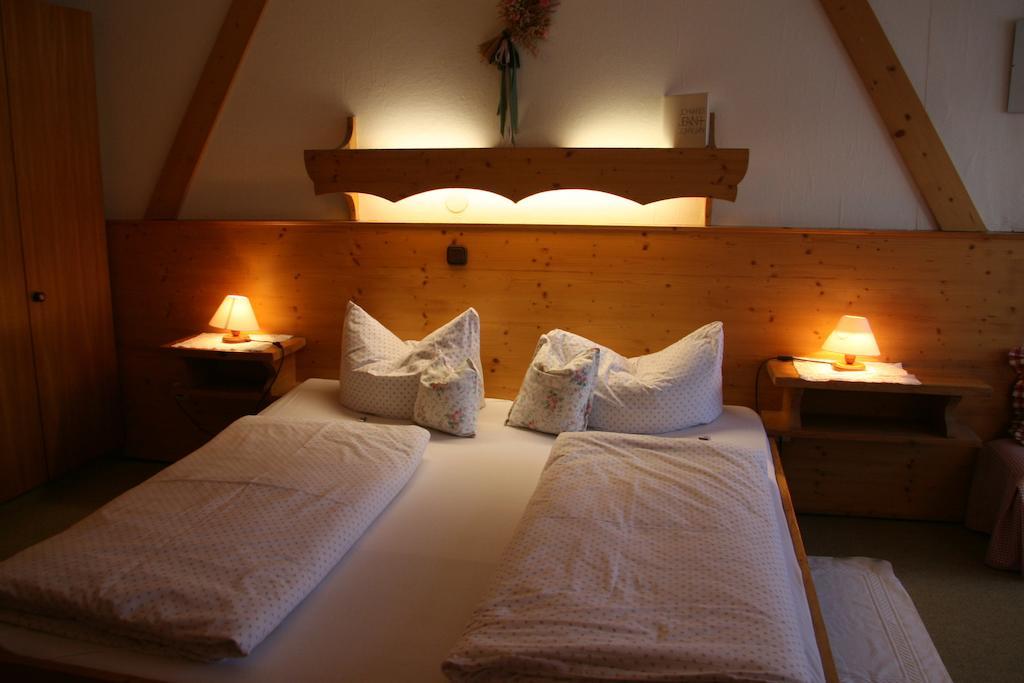 Gasthof Pension Lanzenhof Going am Wilden Kaiser Szoba fotó